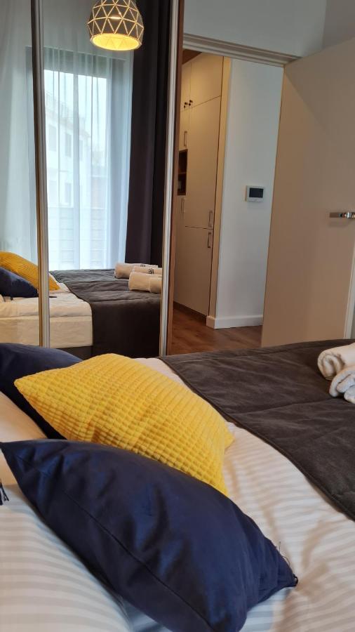 Daira Apartments 尤斯托尼莫斯基 外观 照片