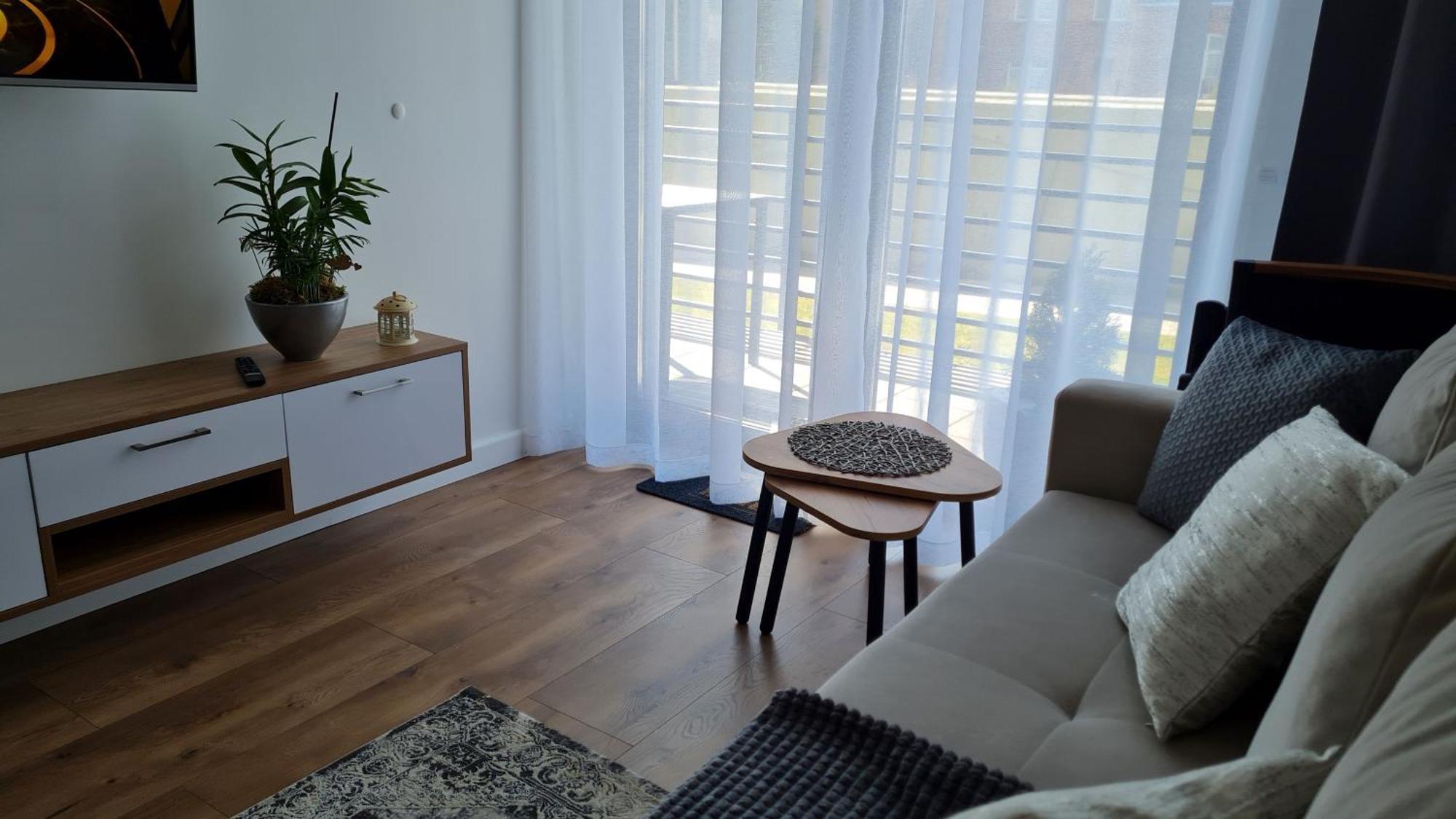 Daira Apartments 尤斯托尼莫斯基 外观 照片