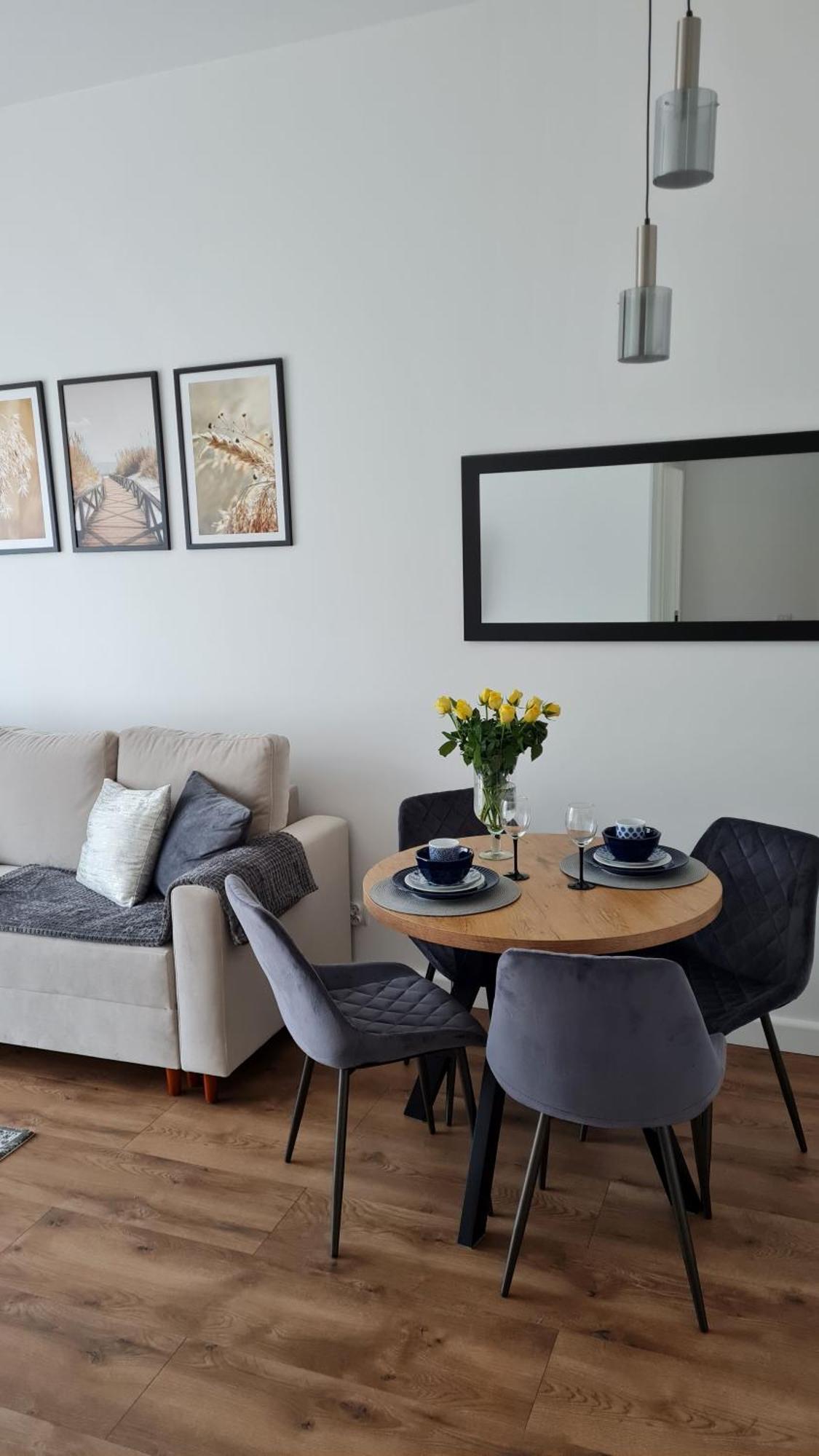 Daira Apartments 尤斯托尼莫斯基 外观 照片